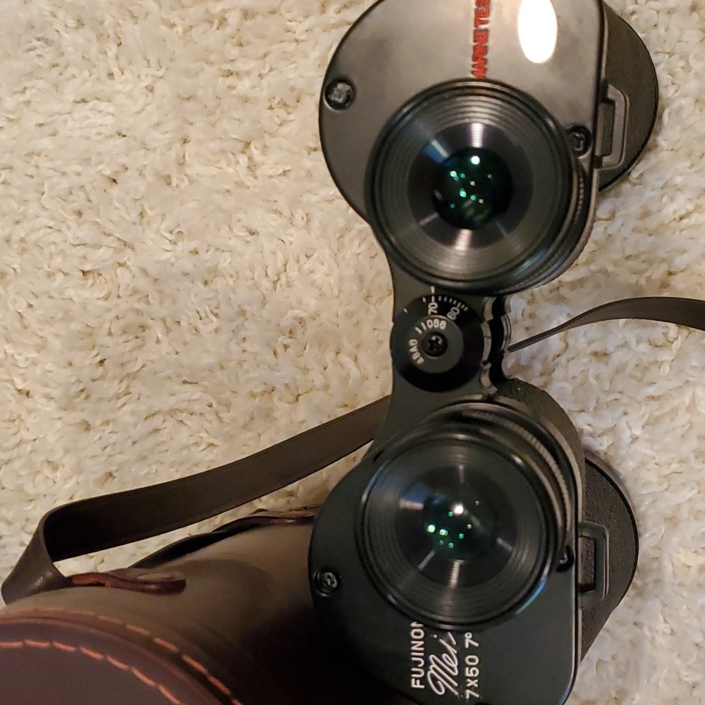 Vintage Japanese Binoculars With Leather Carrying Case - Picture 4 of 13
